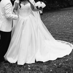 Elegant White Men's Blazer